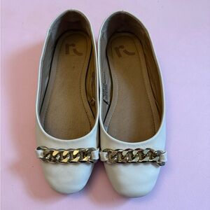 Women's Cream Flats with Gold Chain Accent